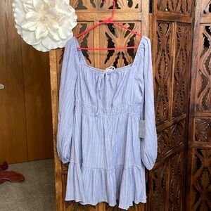 Lush mini dress. Light purple. Size XL.